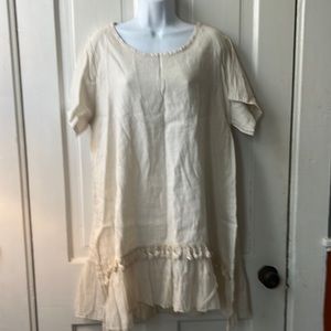 COPY - One size cream color tunic , so cute